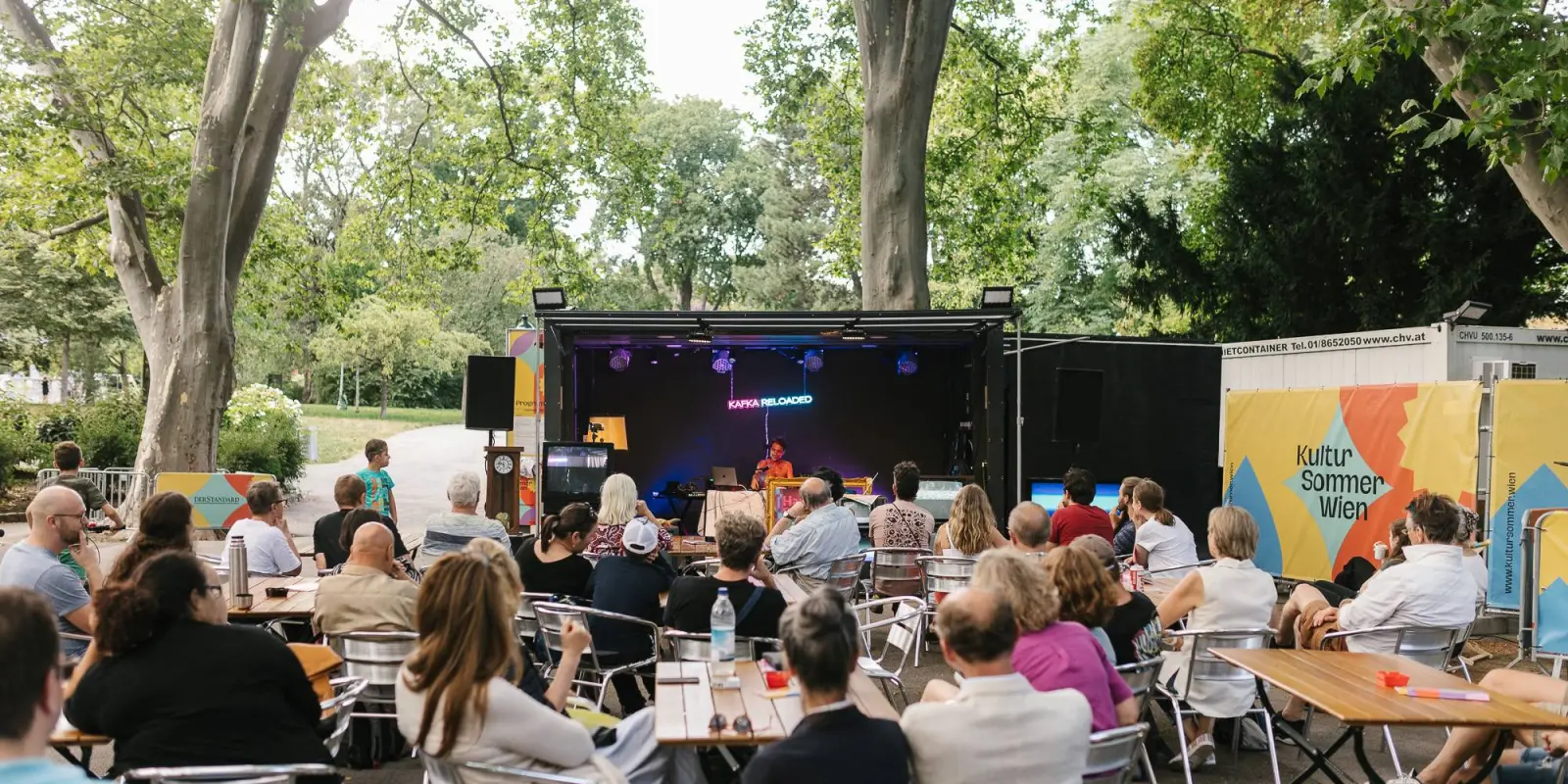 Stanislaus Dick: Stanislaus Dick auf der Kultursommer-Bühne im Kongreßpark.