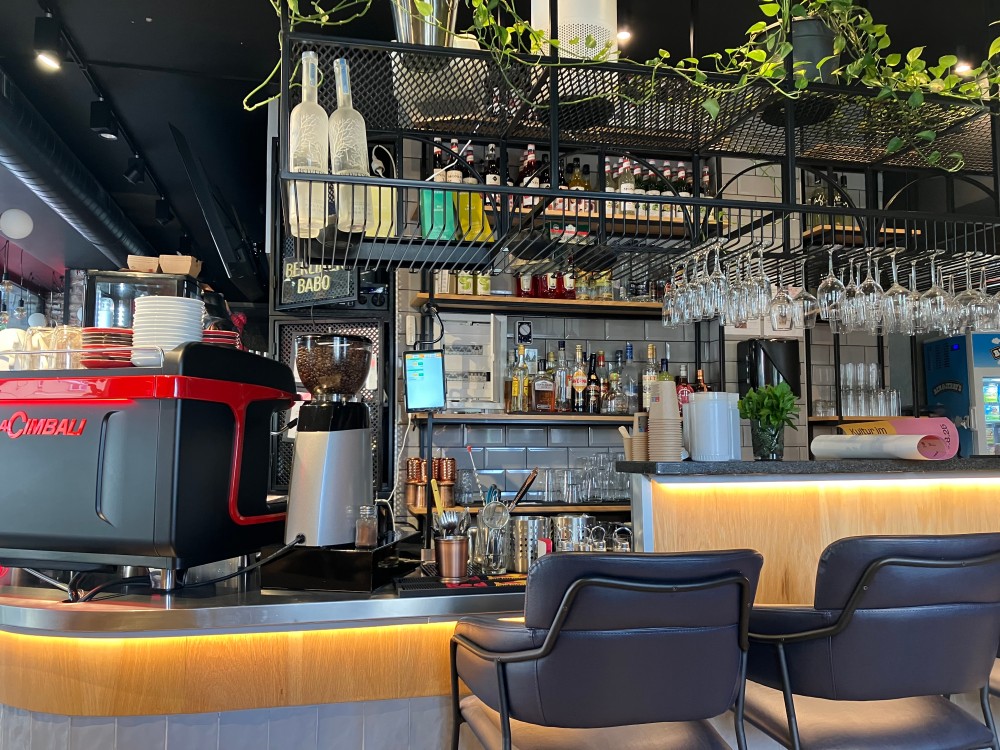 Die Bar des Lokals Berliner Babo.