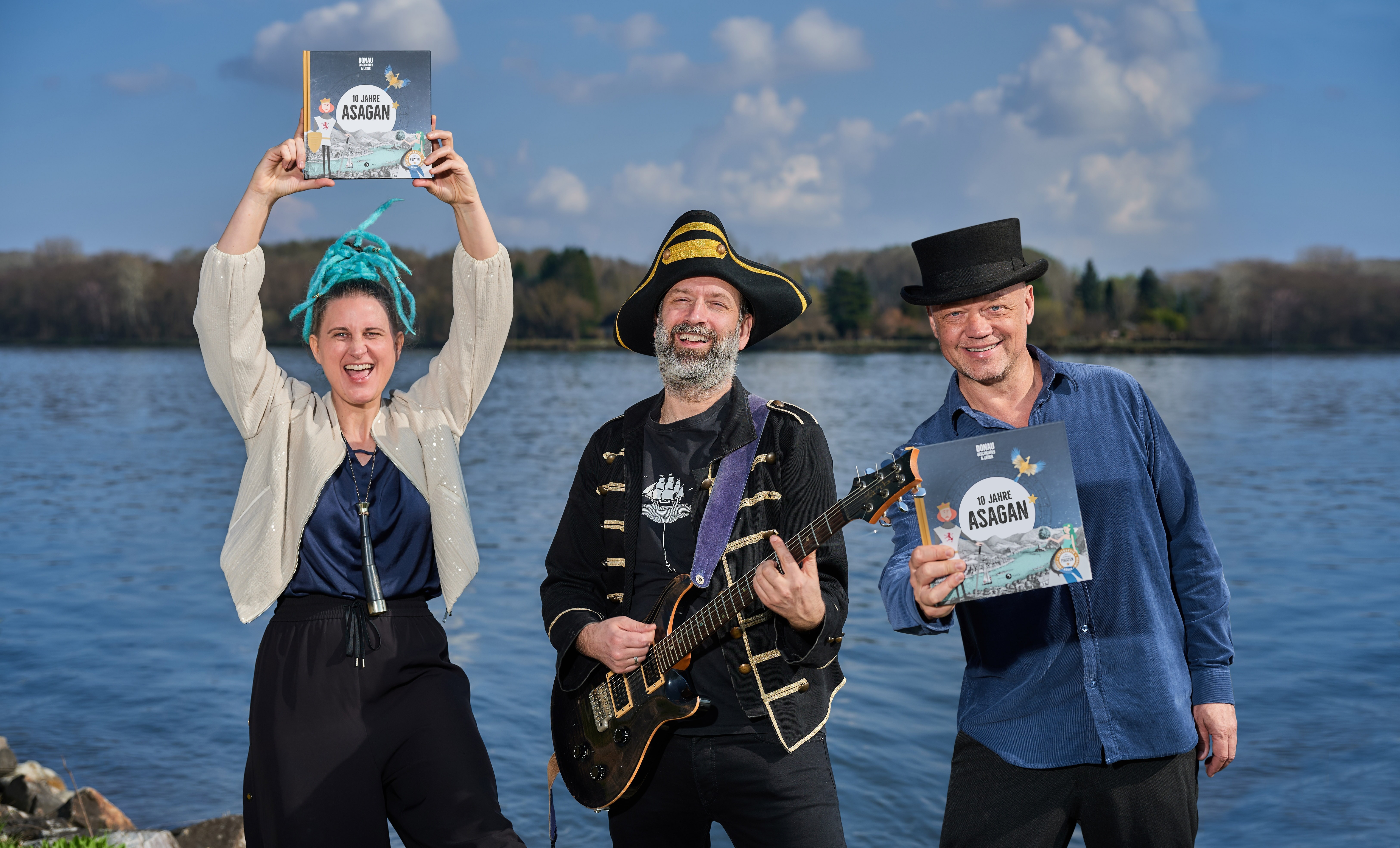 Die Donaupiraten & Wolfgang Hartl