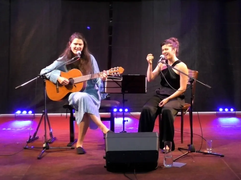 Adrienn Bazsó, Emilia Lomakova